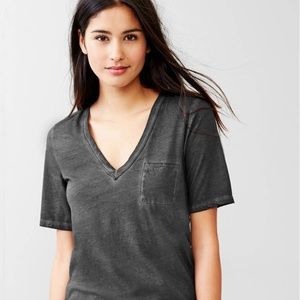 Gap V-Neck Pocket T-Shirt